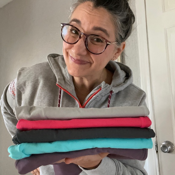 Meet your Posher, Amber - Picture 1 of 1